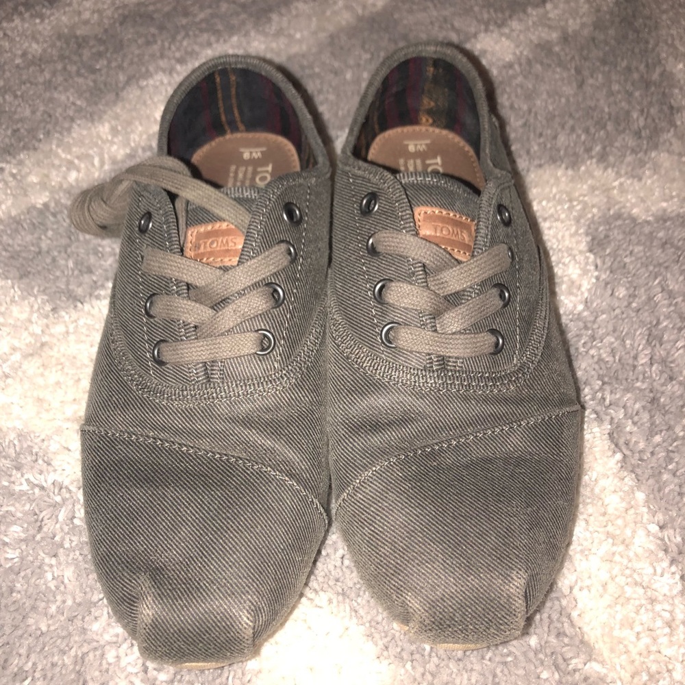 Toms slip on shoes!